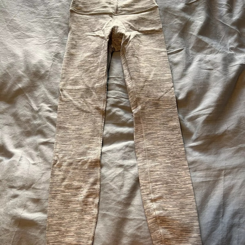 Lululemon wonder under ~size 4~ 25” inseam